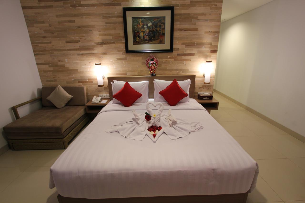 Grand La Walon Hotel Legian  Exterior photo